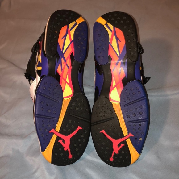 COPY - Jordan 8 retro three peat - Picture 7 of 9